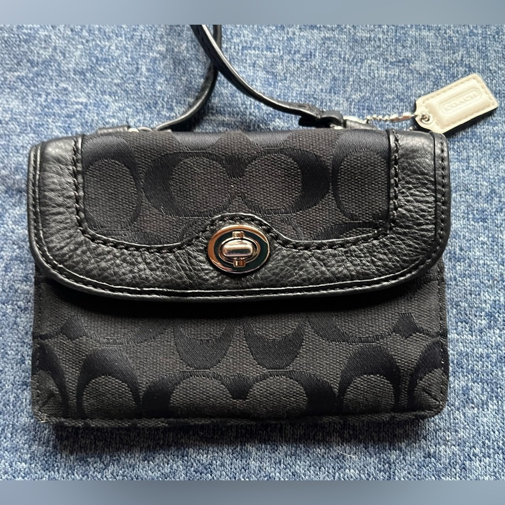 Coach Jaquard crossbody wallet